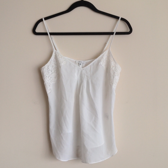 ARITZIA Talula White Waverly Blouse - Picture 2 of 7